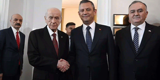 Bahçeli ile Özel bir araya geldi