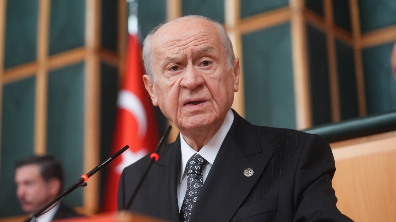 Devlet Bahçeli oyunu bozdu, ortaklar kudurdu!
