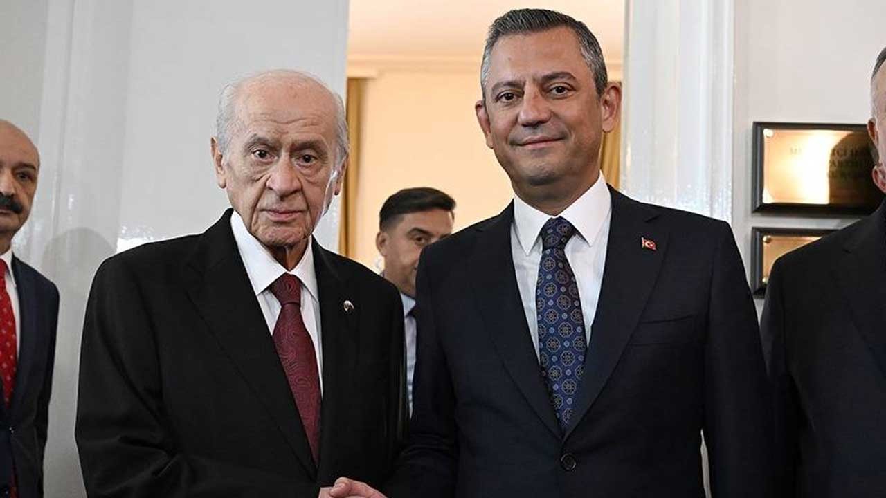 Devlet Bahçeli, Özgür Özel ile görüştü