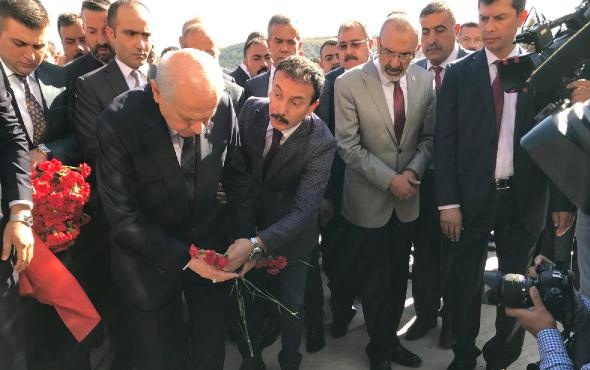 Devlet Bahçeli, Ülkücü Şehitler Anıtını ziyaret etti