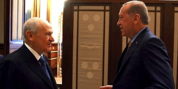 Devlet Bahçeli'den Başkan Erdoğan'a anlamlı hediye
