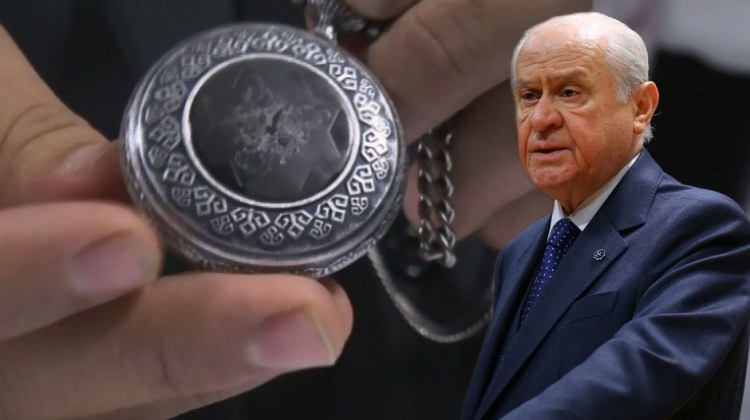 Liderden MHP il başkanlarına çok özel hediye