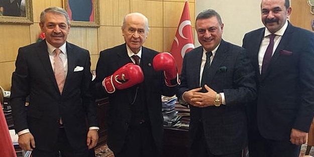 Devlet Bahçeli'nin fotoğrafı sosyal medyayı salladı