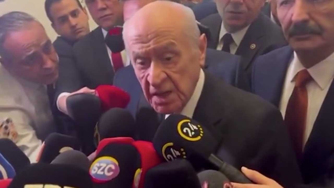 Devlet Bahçeli'yi sinirlendiren Erdoğan sorusu: Vazgeçemiyorsan mesleğini bırak