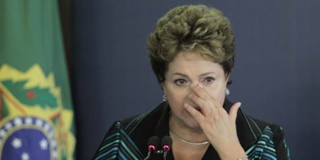 Devlet başkanı gözyaşlarına boğuldu