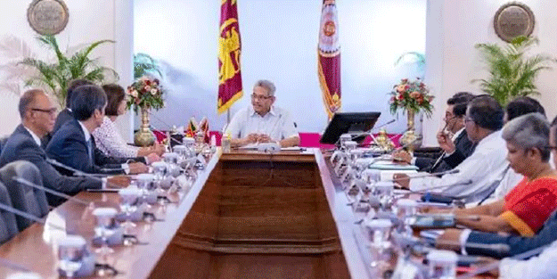 Devlet Başkanı Maldivler'e kaçmıştı! Sri Lanka'da flaş gelişme