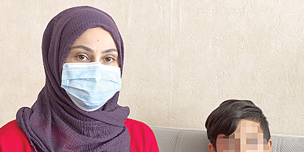 Devlet eliyle eşkıyalık! Fransa’da 10 yaşındaki Müslüman çocukların başına silah dayandı