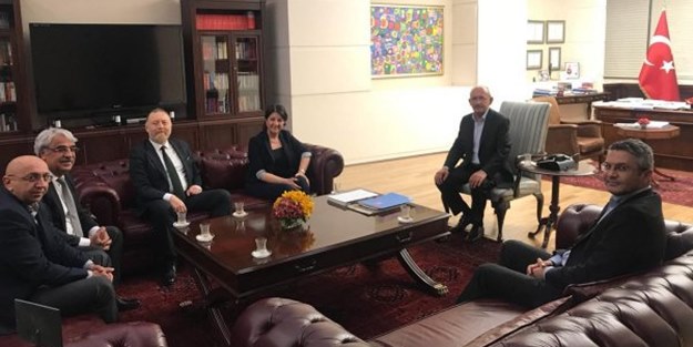 Devlet, millet, şehit yakını, AK Parti iktidarı suçlandı... Bir tek terör örgütüne ses yok!