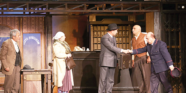 Devlet Tiyatrolarında perde ‘Reis Bey’le açılıyor