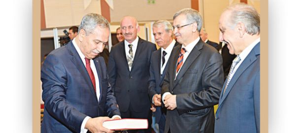 Devlet vakıflarla barıştı