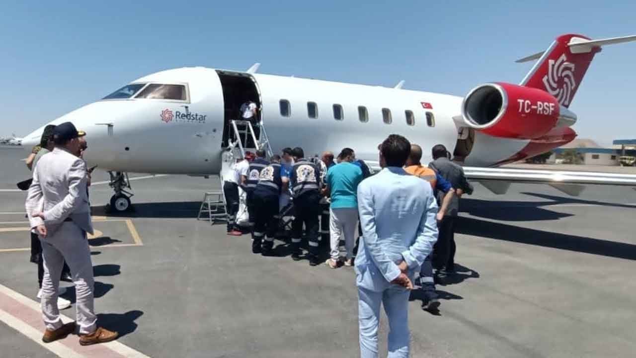 Devletimiz sınır tanımıyor! Mısır'da kaza geçiren vatandaşlar için hava ambulansı havalandı!