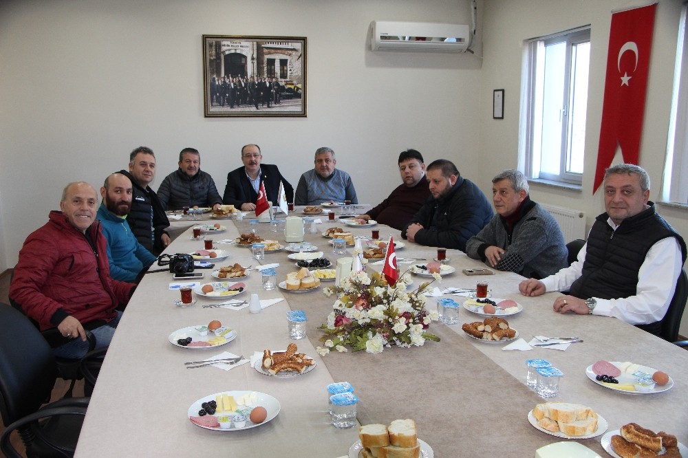 Devrek TSO gazetecileri kahvaltıda buluşturdu 