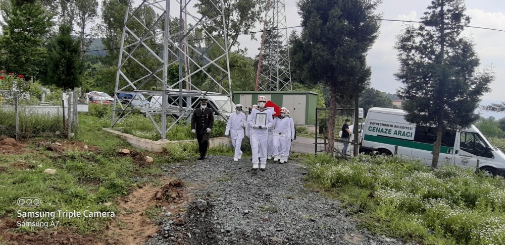 Devrekli gazi son yolculuğuna törenle uğurlandı 