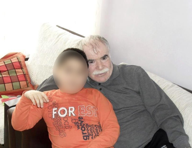 Devrilen traktörün altında kalan sürücü öldü 