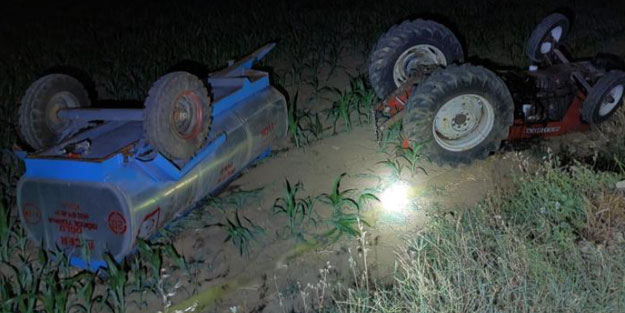 Devrilen traktörün altında kalan sürücü yaşamını yitirdi