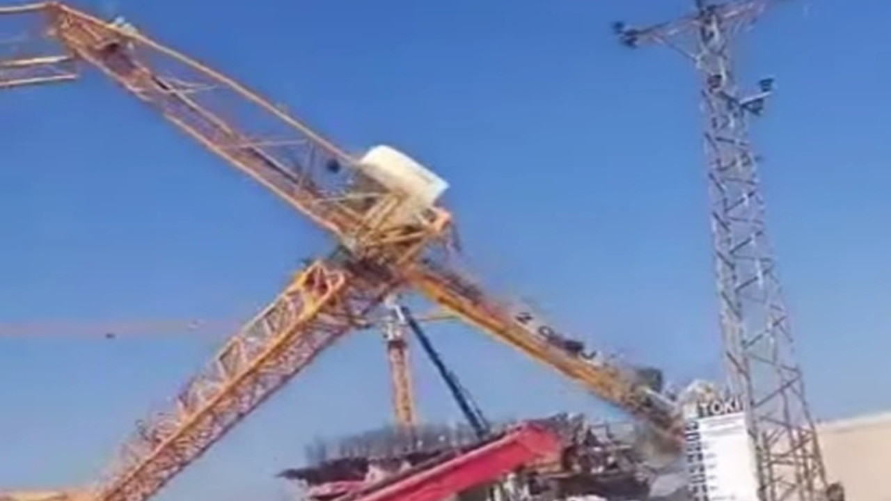 Devrilen vincin operatörü hayatını kaybetti