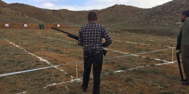 Kayseri’de tüfek ödüllü trap yarışması