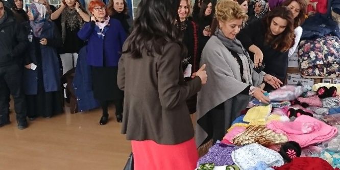 El emeği göz nuru örgüler Halep’e gidecek