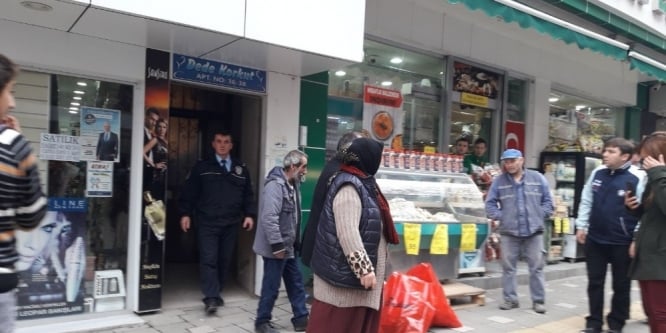 Feci ölüm: 5. kattan havalandırma boşluğuna düştü