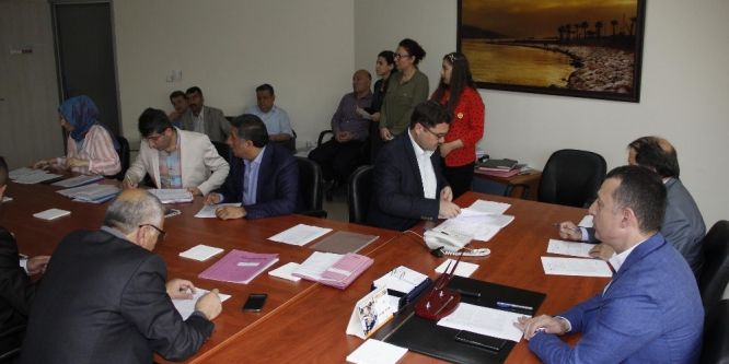 Encümende kiralama ihaleleri yapıldı