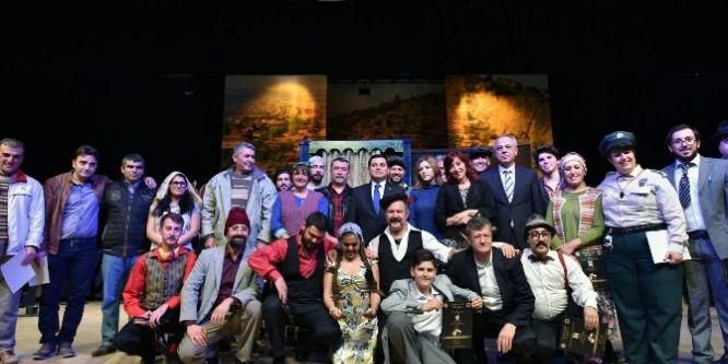 Kepez’de ’Keşanlı Ali Destanı’ oyunu sergilendi