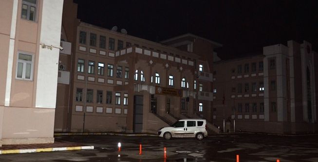 Kar maskeli okul hırsızı yakalandı