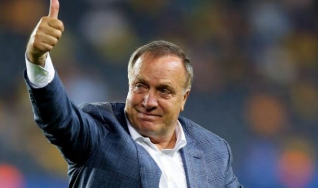 Dick Advocaat 20'e katladı
