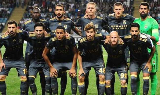 Dick Advocaat, 3 ismi gözden çıkardı