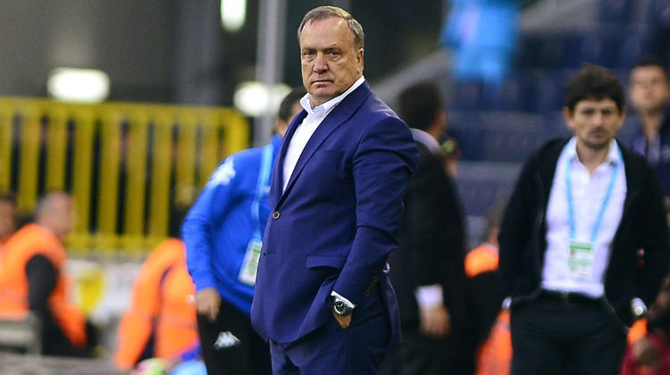 Dick Advocaat bir taşla iki kuş vuracak!
