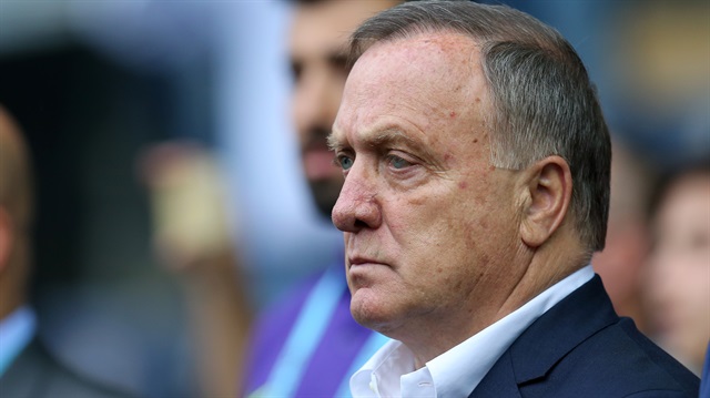 Dick Advocaat Hollanda'nın kadrosunu belirledi