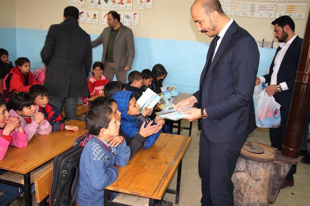 Dicle Elektrik’ten çocuklara ’Enerjik Hikayeler’ kitabı 