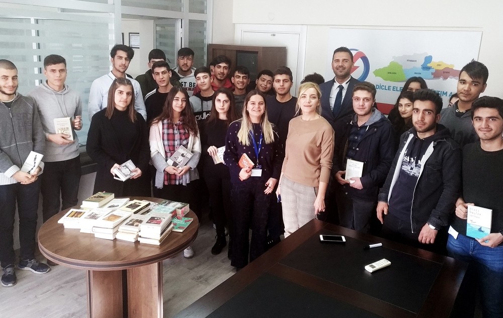 Dicle Elektrik’ten ‘Her ay bir kitap’ projesi 