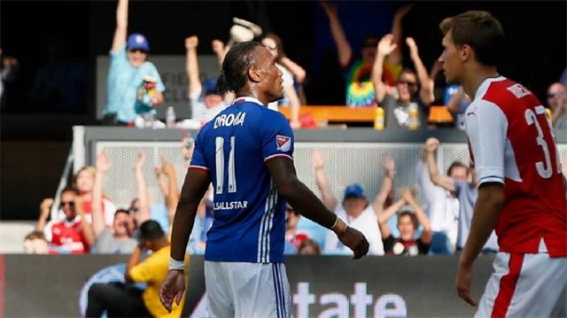 Didier Drogba Arsenal'e gol atmaya devam ediyor