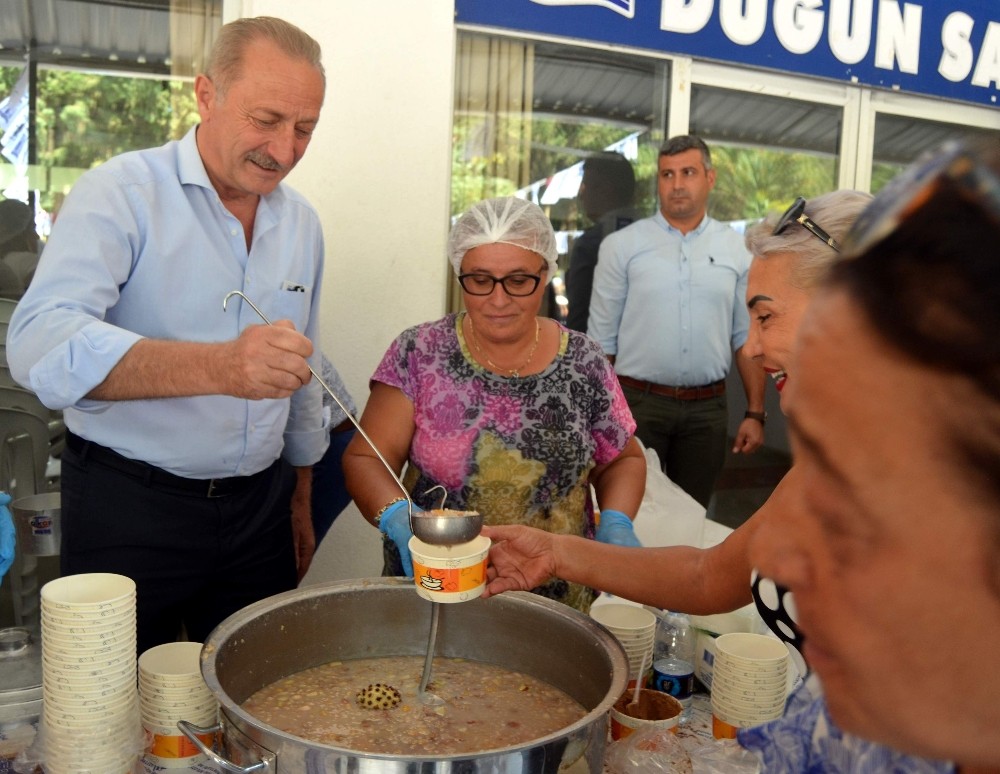 Didim Belediyesi’nden aşure hayrı 