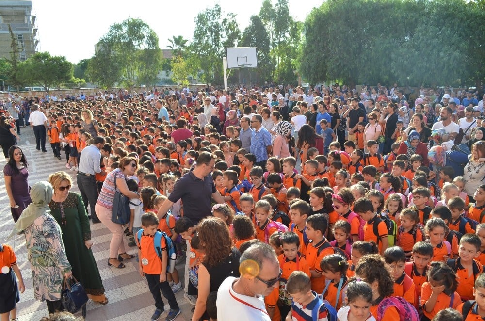 Didim’de 12 bin öğrenci için ders zili çaldı 