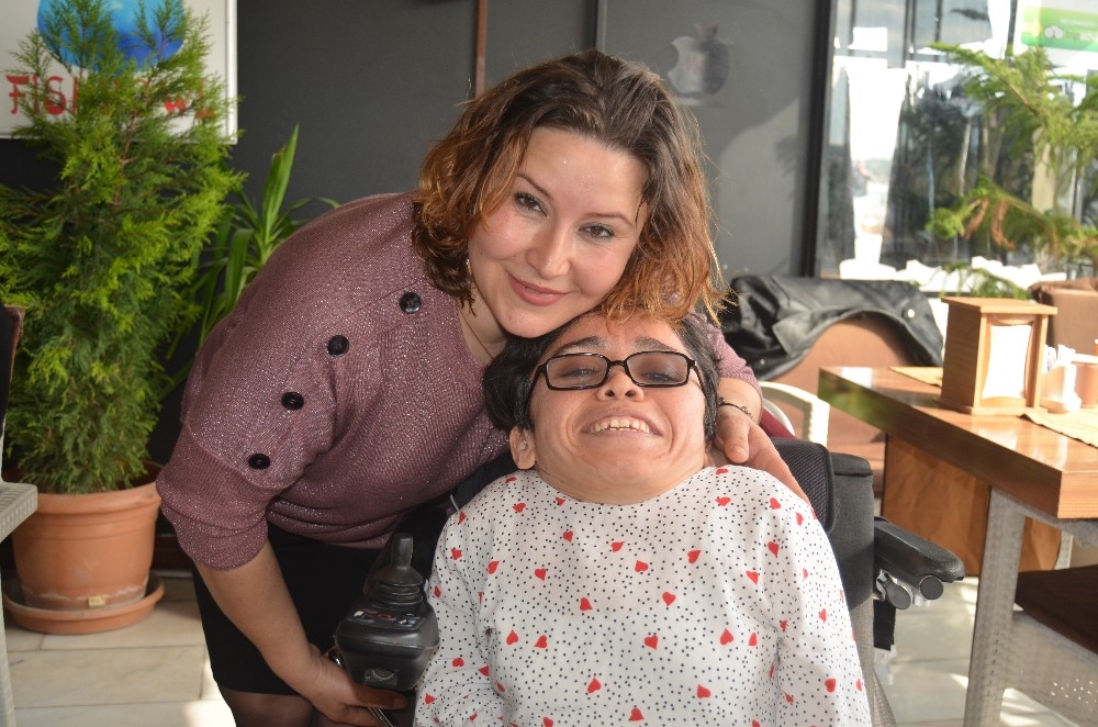 Didim’de anlamlı doğum günü etkinliği 