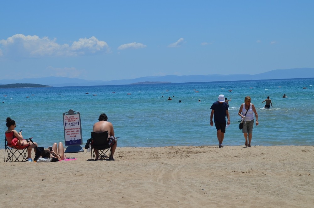 Didim’de denize sezonu kurallarla açıldı 