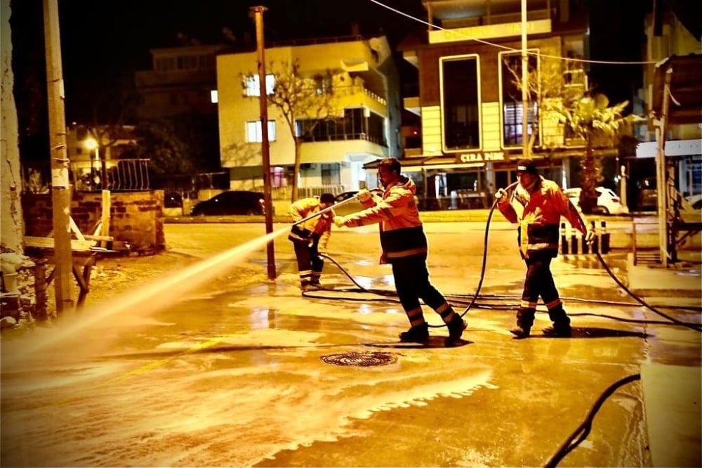 Didim’de dezenfekte çalışmaları devam ediyor 