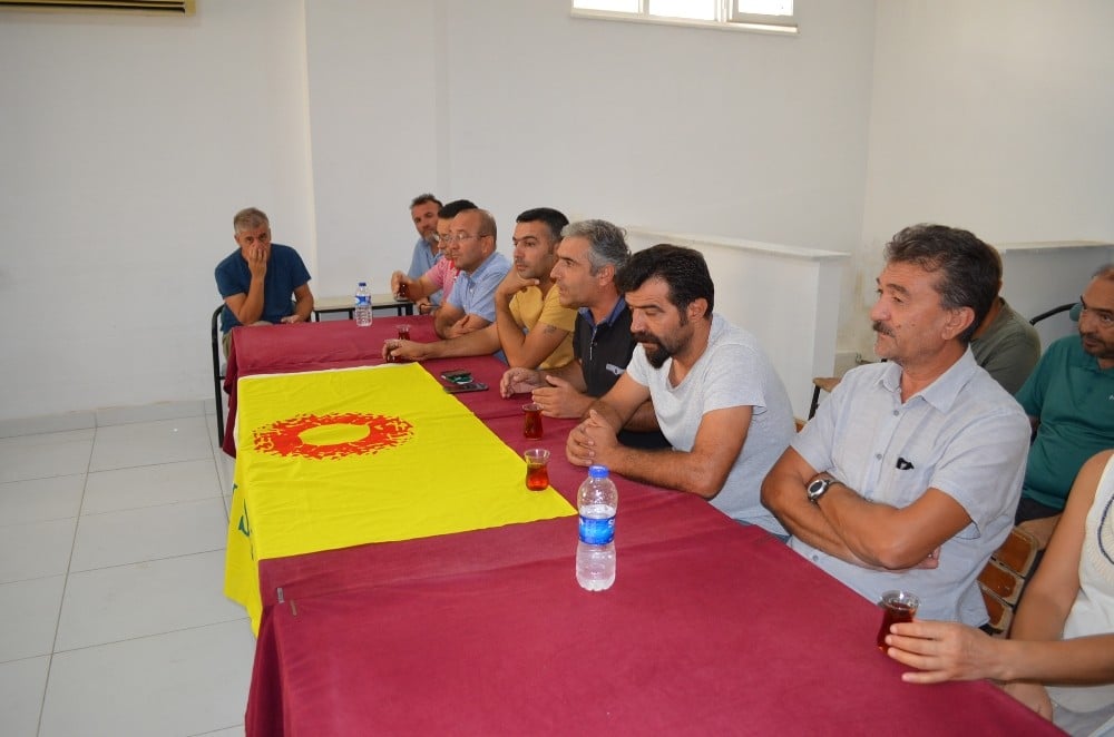 Didim’de Eğitim Sen’li 3 öğretmen ihraç edildi 