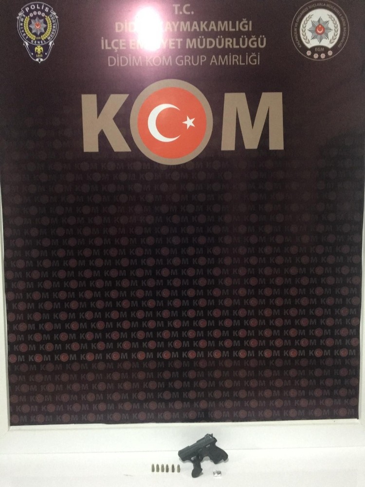 Didim’de şüpheli araçtan uyuşturucu çıktı 