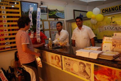 Adana’da korsan döviz büro sayıları git gide artıyor