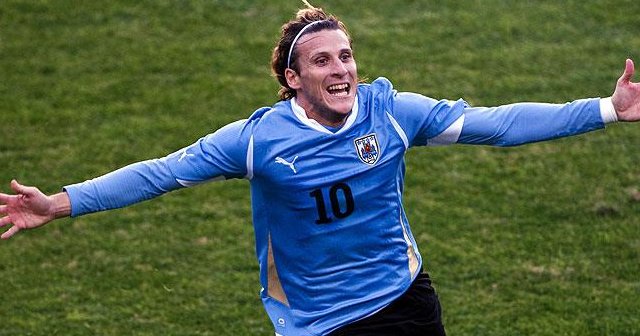 Diego Forlan Hindistan'a transfer oldu