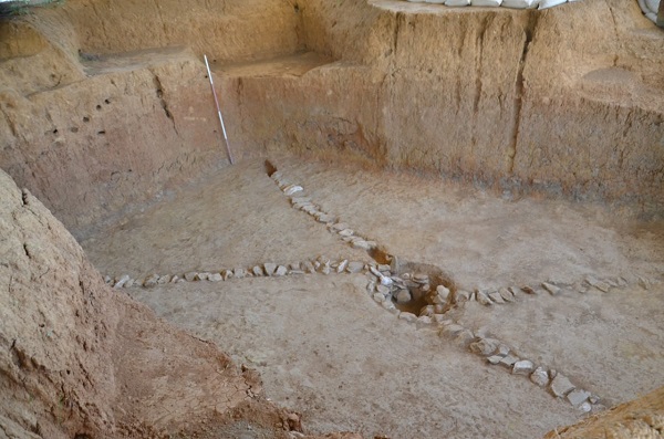Diğerlerinden çok farklı! 3 bin 500 yıllık silo bulundu