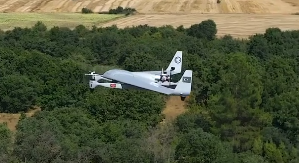 Dikey İniş Kalkışlı İnsansız Hava Aracı son testini de başardı! Selçuk Bayraktar’dan gururlandıran paylaşım