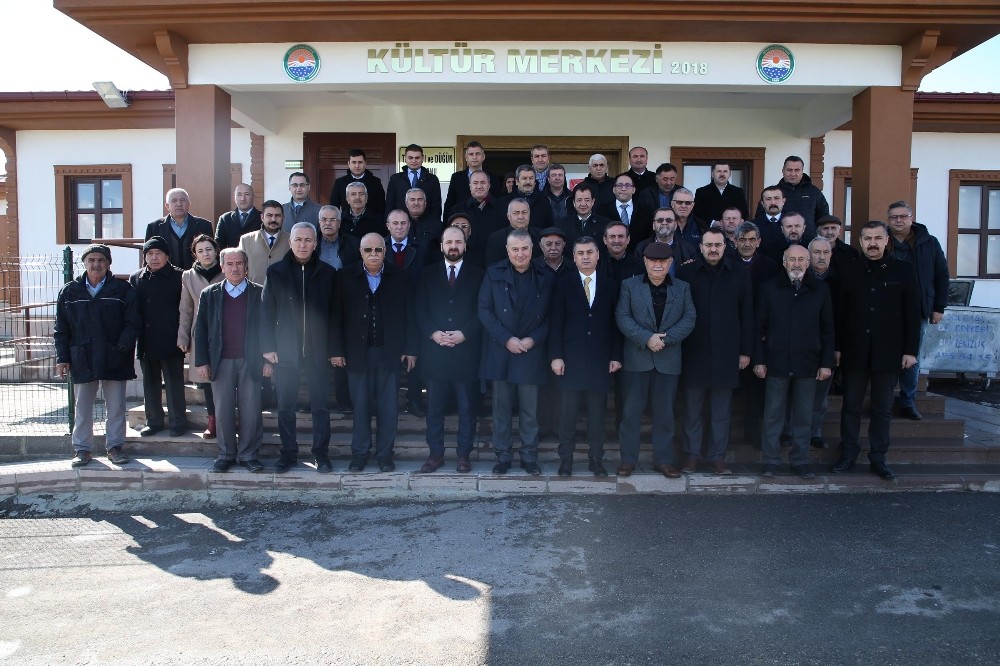 Dikilitaş’ta tapu sevinci 