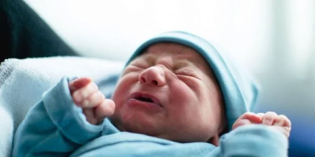 Dikkat bebek var! Bebeğin ağlama nedenini söyleyen 'bebek ağlaması tercümanı' üretildi