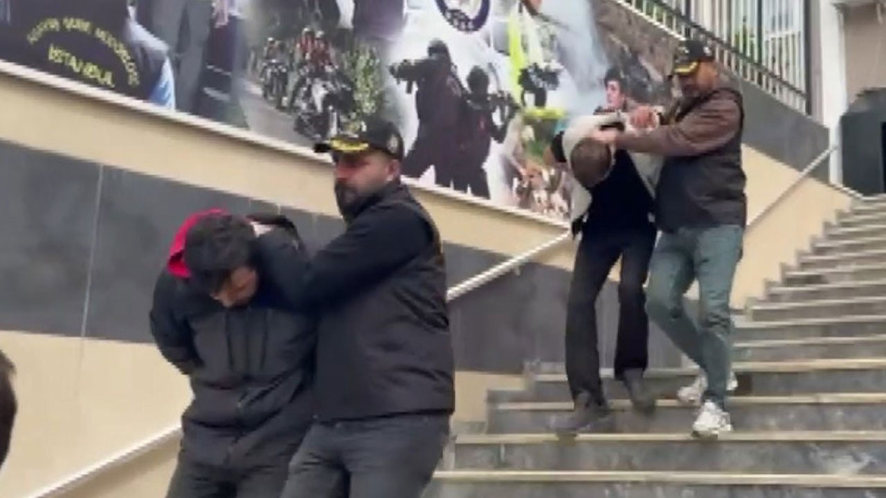 Dikkat etmeniz için bir sebep daha! Koca profesör bile bu tuzağa düşerse…