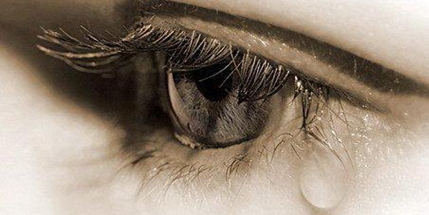 Dikkat! Sakın başkasının gözyaşını silmeyin