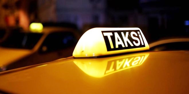 Dikkat! Takside indi bindi oyunu