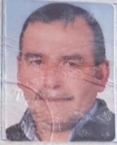 Diktiği esrar bitkisini sularken yakalandı 